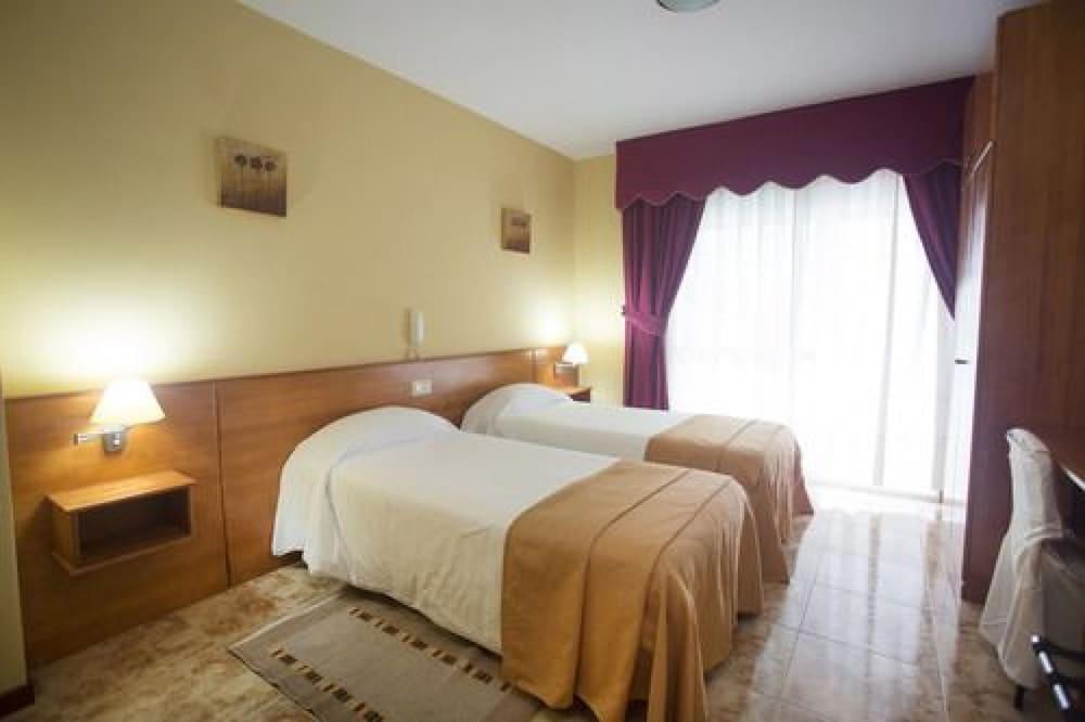 Hotel Carlos 96 Melide Ngoại thất bức ảnh