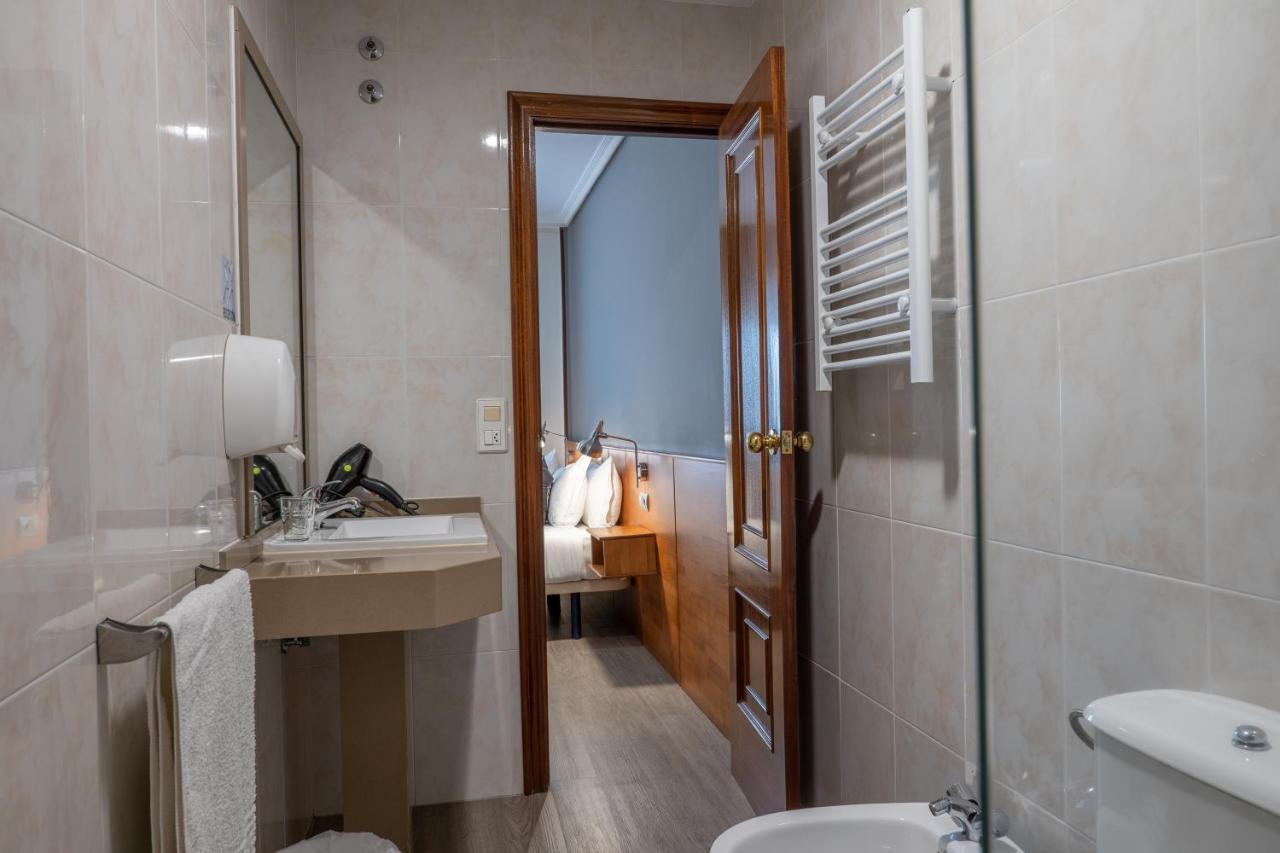 Hotel Carlos 96 Melide Ngoại thất bức ảnh